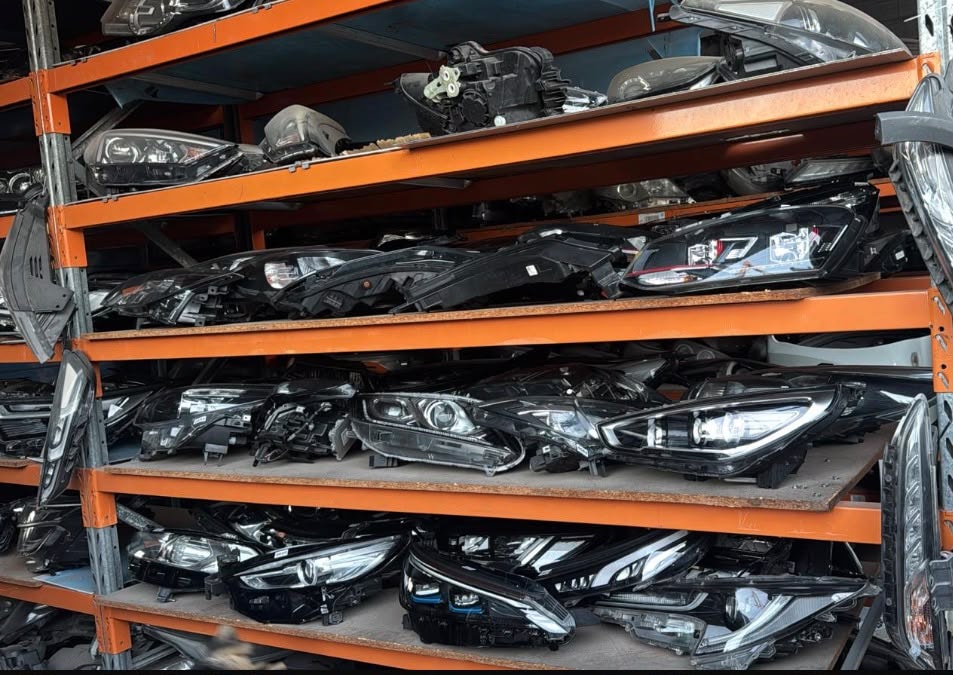 Brisbane Headlights and Parts team
